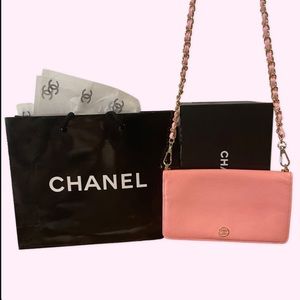 AUTH CHANEL WOC!!